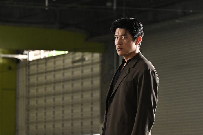 鈴木亮平「リブート」最終話(C)TBS