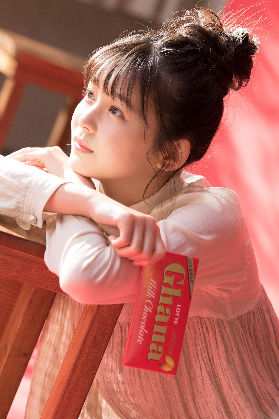 久間田琳加／新CMメイキングカット（提供画像）