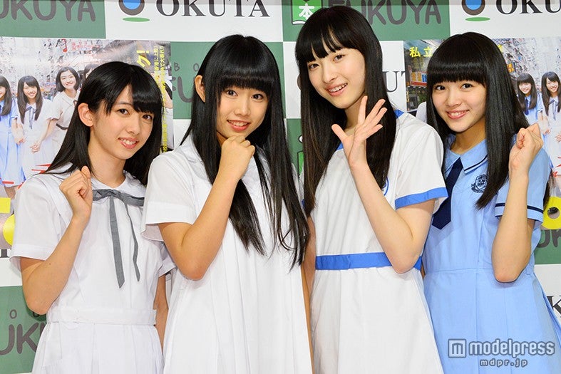 私立恵比寿中学（左から）真山りか、廣田あいか、松野莉奈、中山莉子