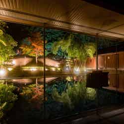 源泉の宿 萩本陣 温泉「湯の丸 紅葉の湯 内湯」(画像提供:萩本陣様)