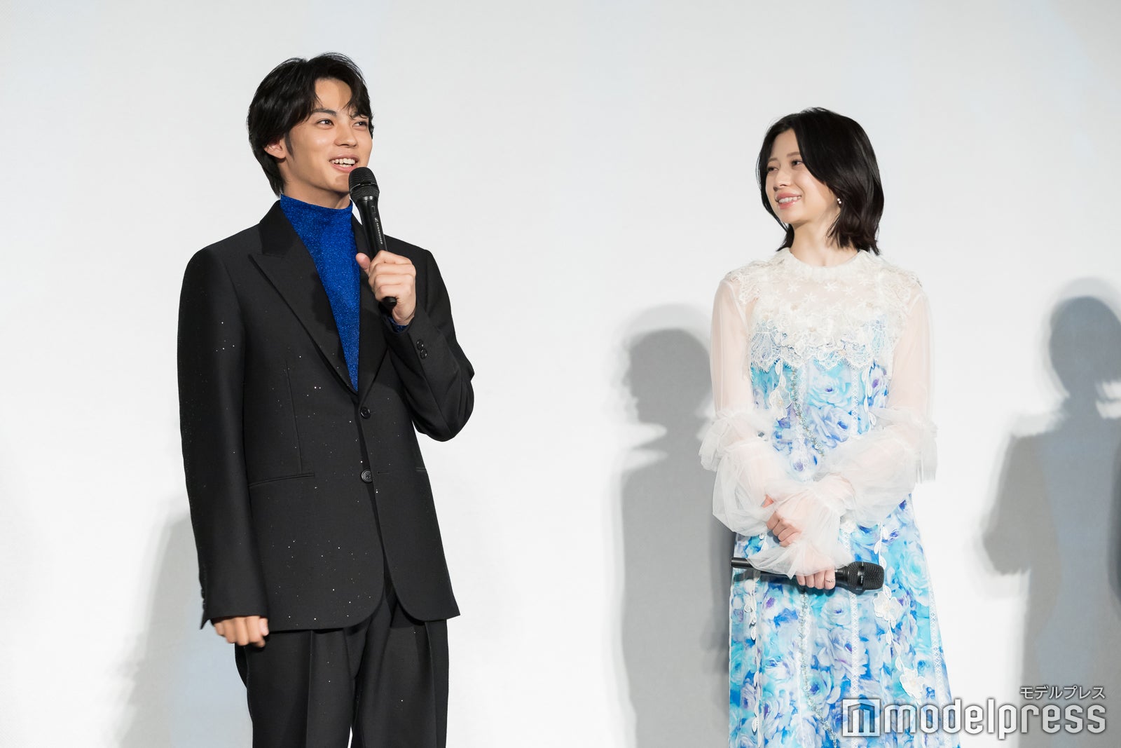 神尾楓珠、桜田ひより（C）モデルプレス