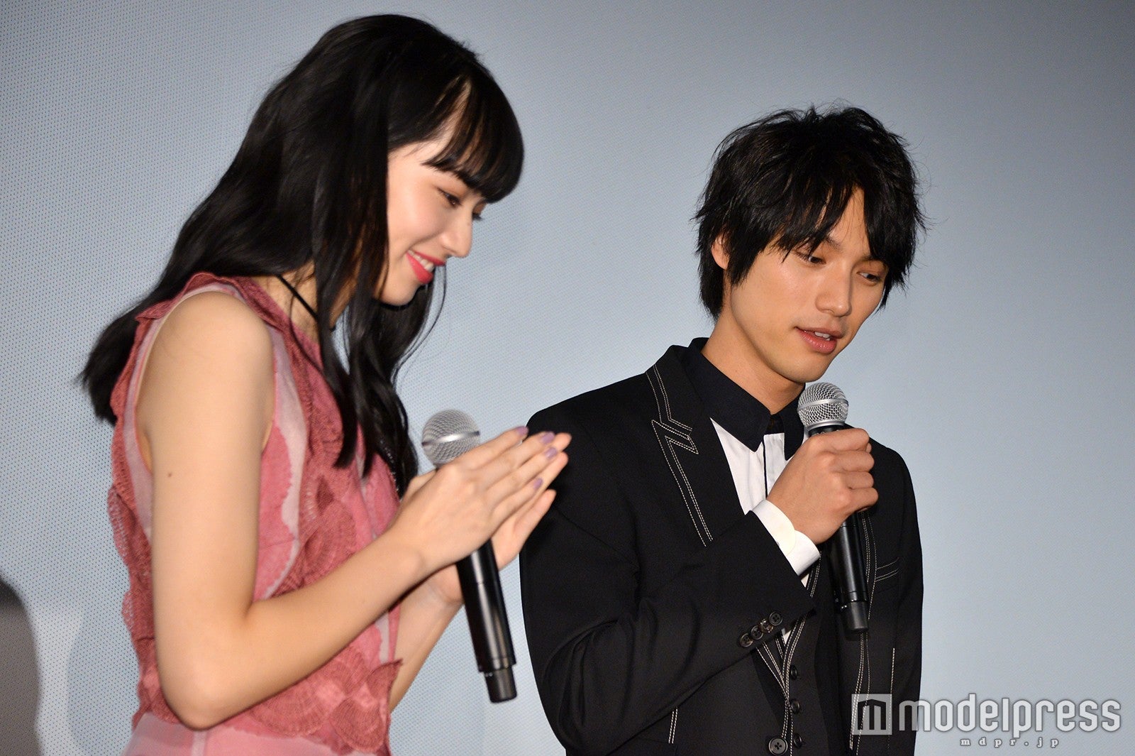 小松菜奈、福士蒼汰 （C）モデルプレス