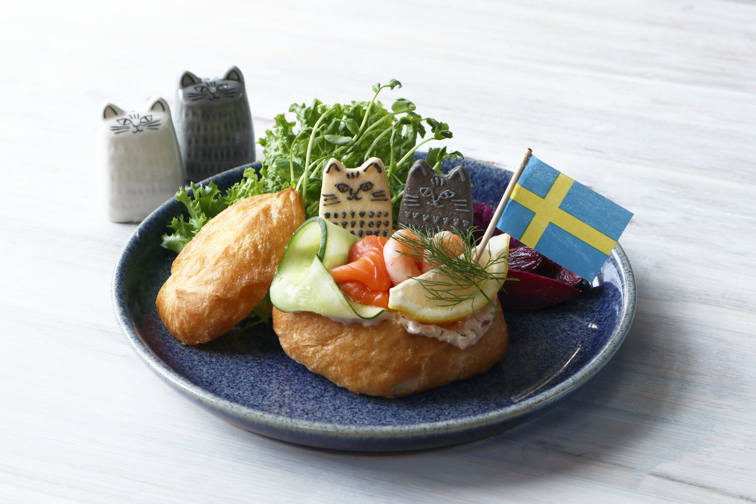 リテンキャットプレート（C）LISA LARSON