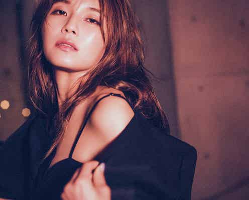 AAA宇野実彩子、色気溢れる美ボディ披露 初のファンブック「Uno Book」発表