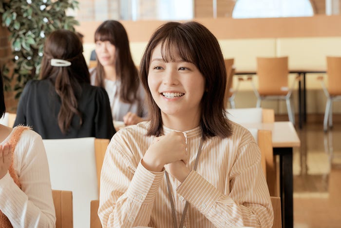 久間田琳加「私たちが恋する理由」第1話(C)モデルプレス