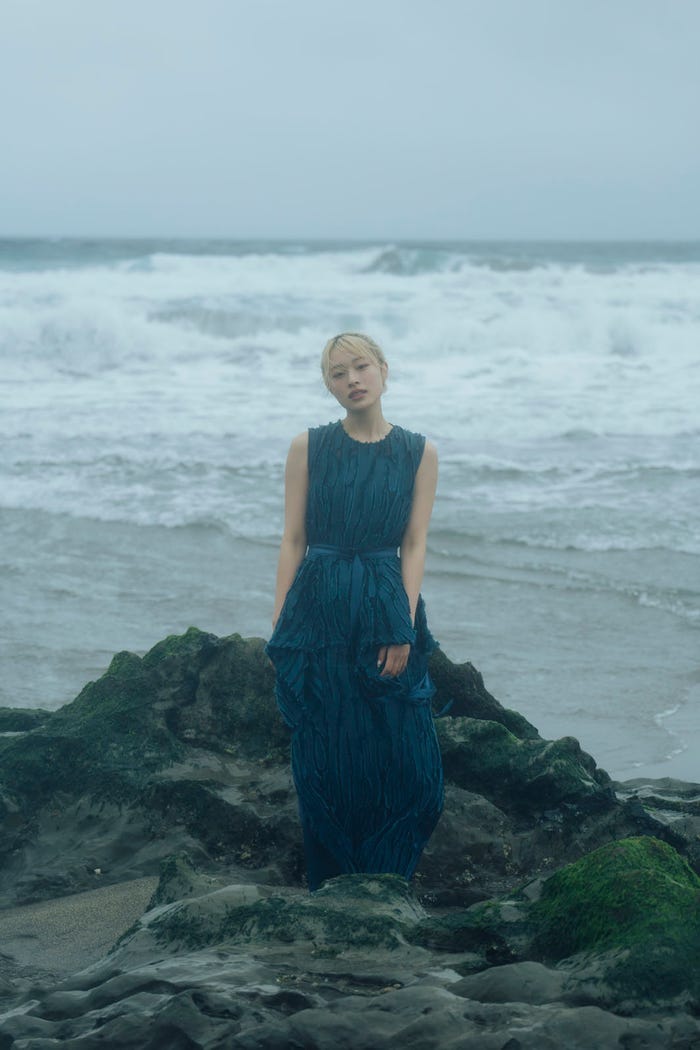 美月「blt graph.vol.90」(東京ニュース通信社刊)/撮影:横山マサト