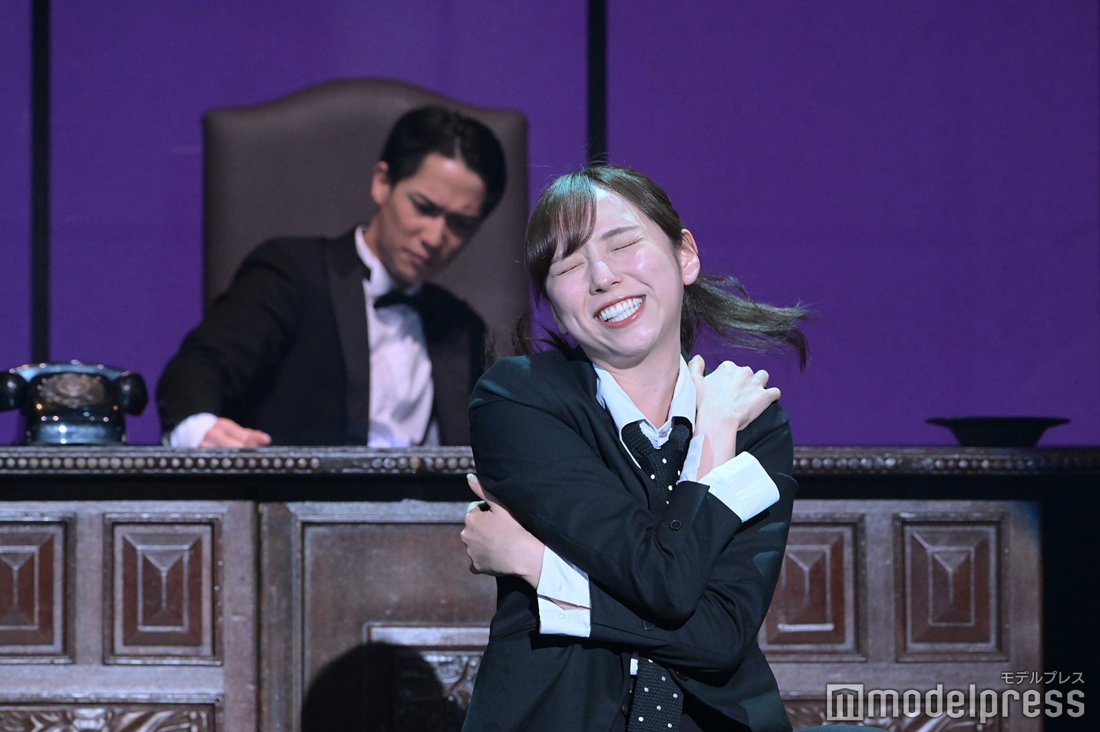 味方良介、新内眞衣（C）モデルプレス