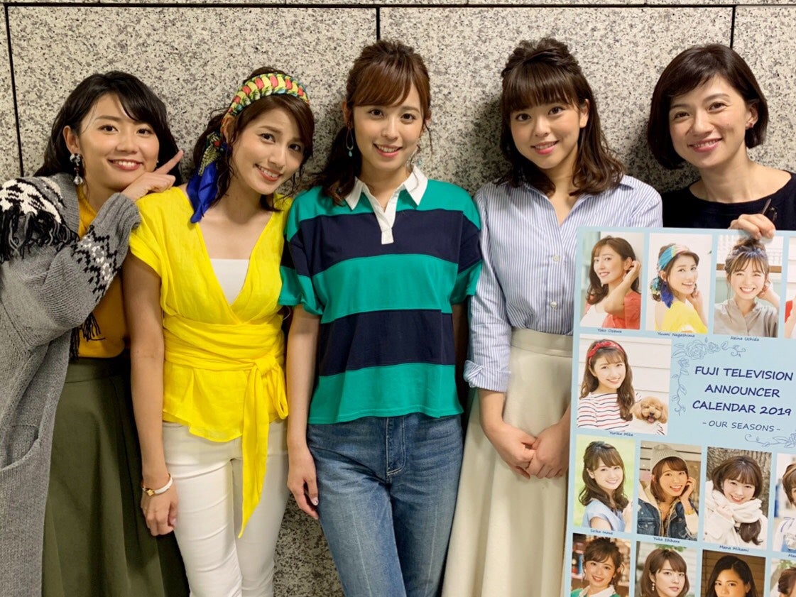 カレンダー発売記念イベントにて。私以外のみんなは、カレンダーで使用した衣装をきて参加しました！／新美有加アナ、永島優美アナ、久慈暁子アナ、杉原千尋アナ梅津弥英子アナ／提供写真