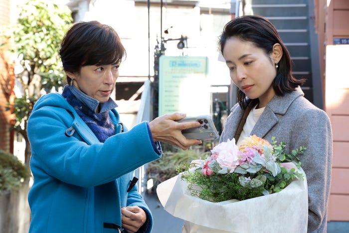 鈴木保奈美、西原亜希「プライベートバンカー」第5話(C)テレビ朝日