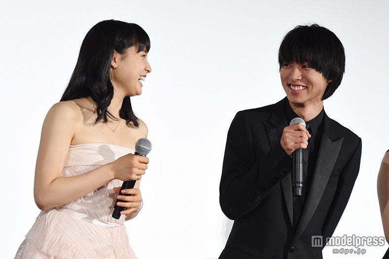 土屋太鳳、山崎賢人