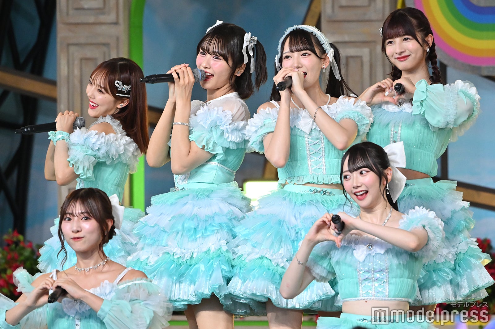 ≠ME（C）モデルプレス