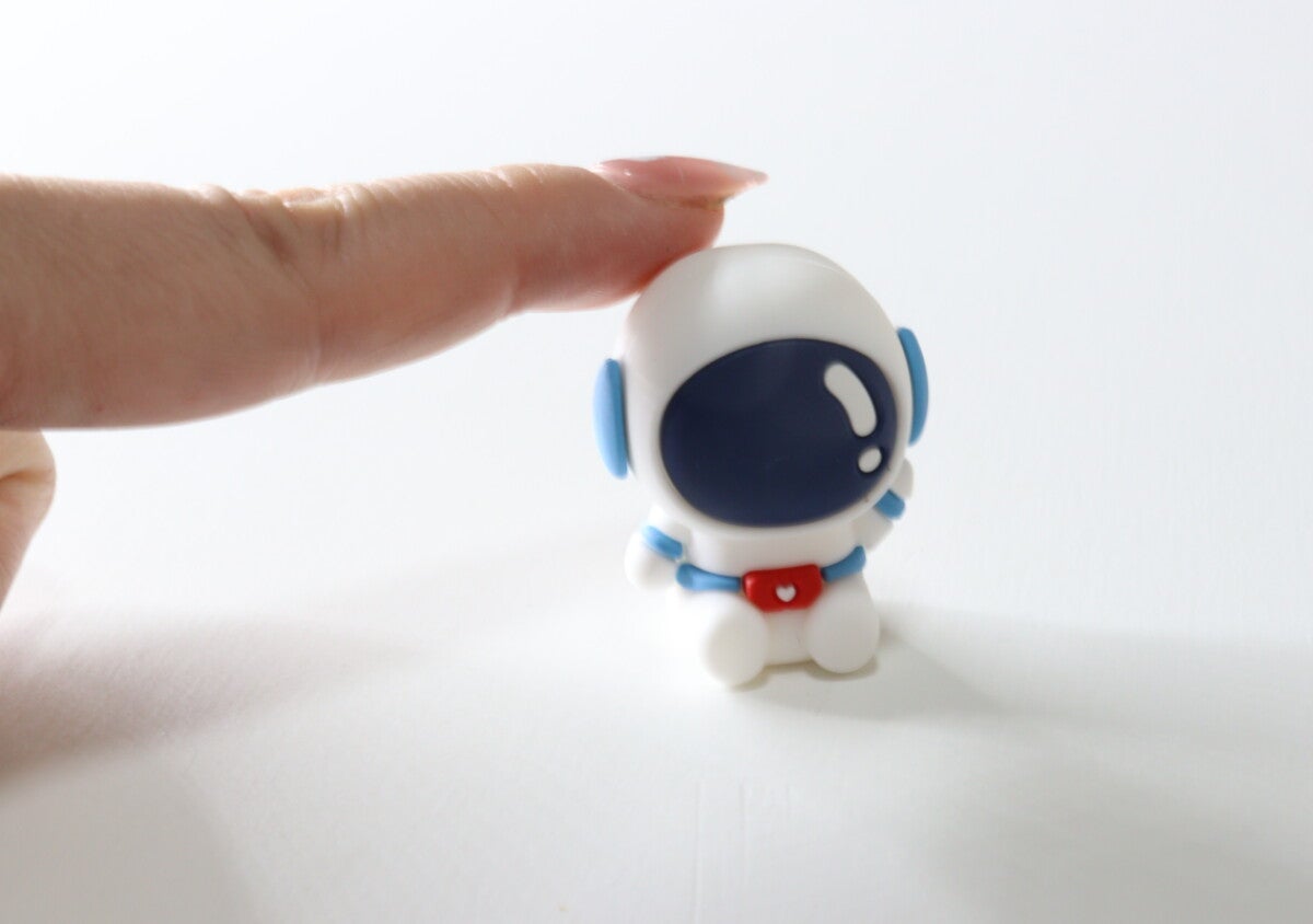 コレなんだと思う？「…えっフィギュアじゃないの？！」売場で2度見した100均便利グッズ