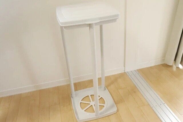 ダイソーの500円便利グッズ ダイソーのゴミ袋ホルダー