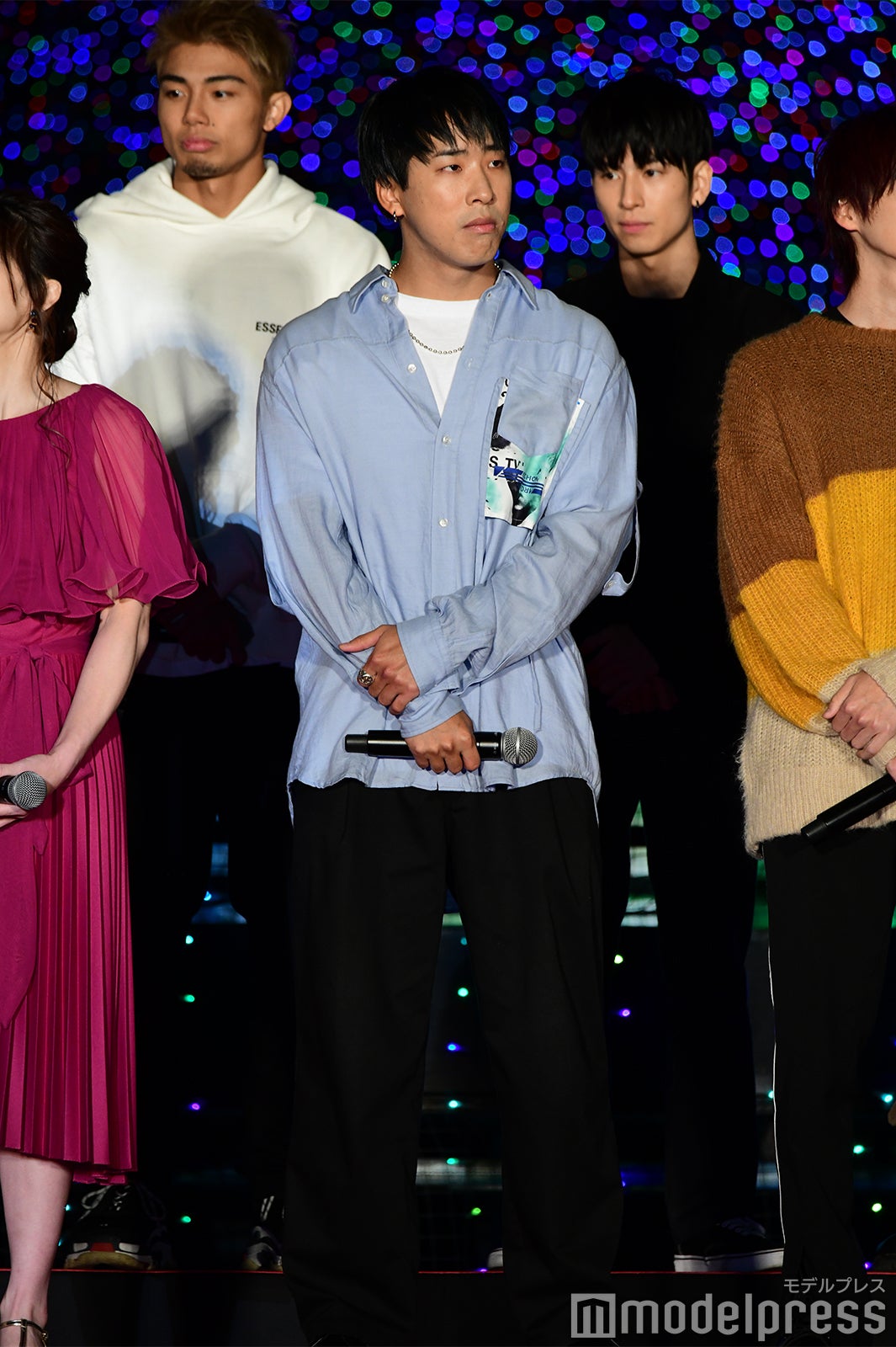 陣 （C）モデルプレス