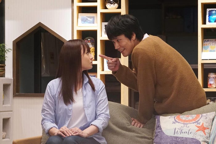 深田恭子、松山ケンイチ/「隣の家族は青く見える」最終話より(C)フジテレビ