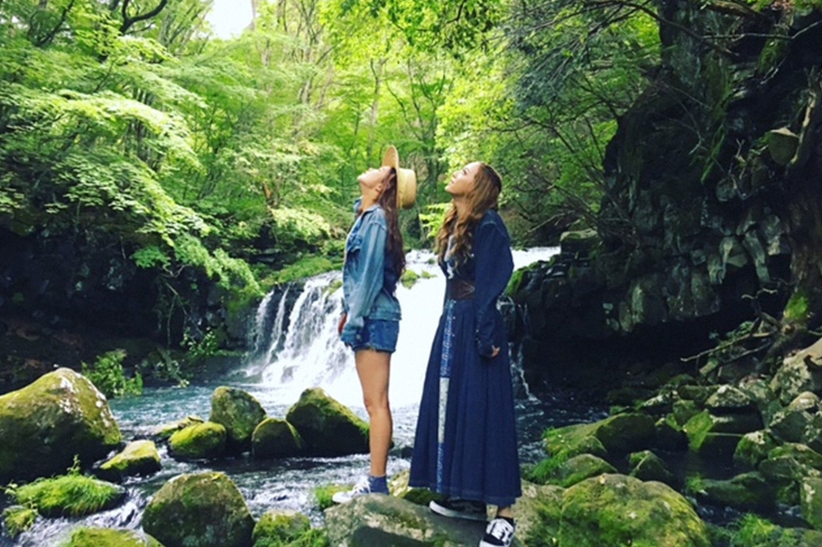 （左から）Leola、Dream Shizuka（C）TBS