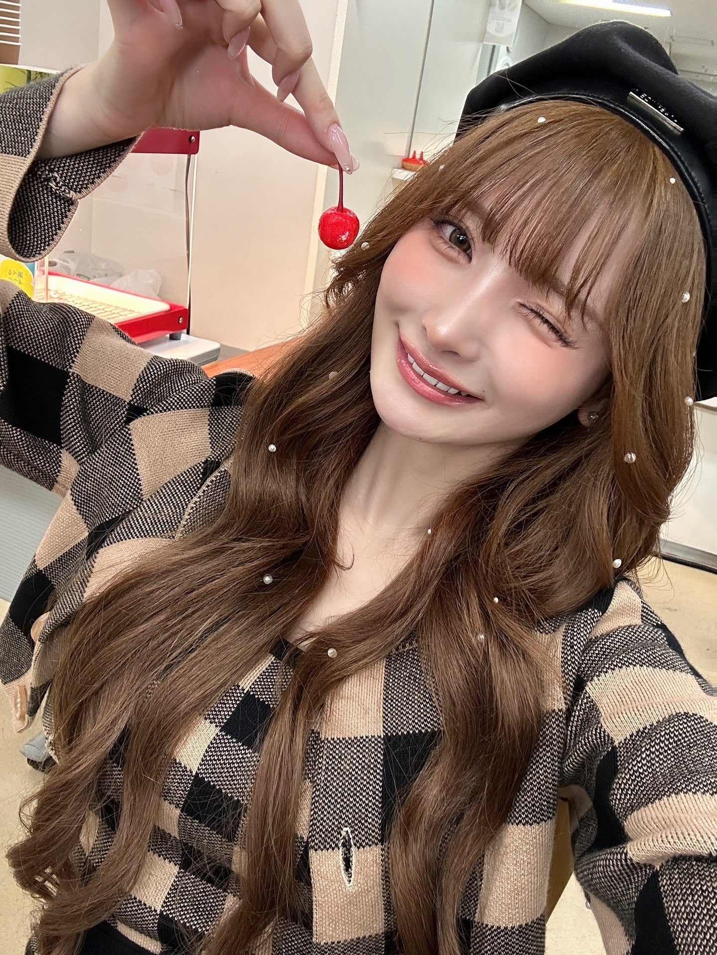 SNSでバズりまくる沖縄出身キャバ嬢まみ、上京して人生が180度好転 オンリーワンポイントは「顔」【モデルプレスインタビュー】