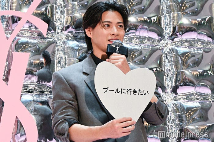 七夕の願いは「プールに行きたい」平野紫耀(C)モデルプレス