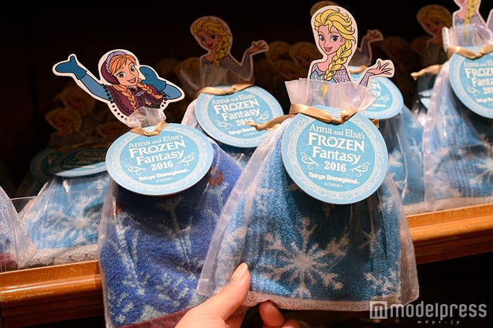 ミニタオル各¥800(C)モデルプレス