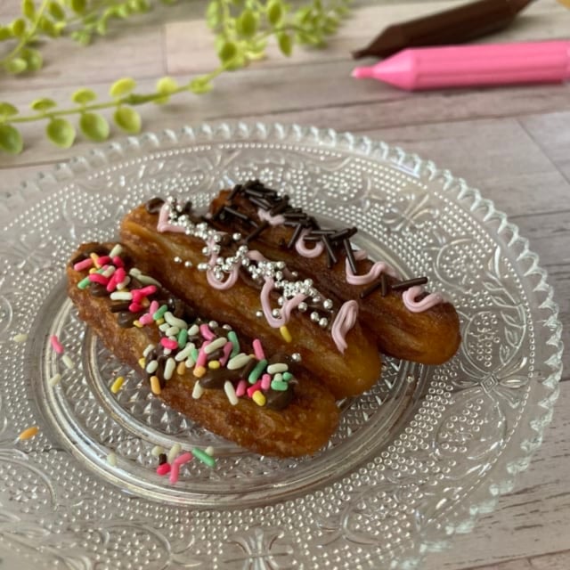 業務スーパーのチュロスを使ったデコペン・スプレーアレンジ