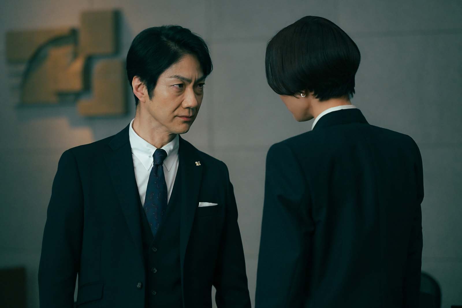 野村萬斎、木村佳乃「アンチヒーロー」（C）TBS