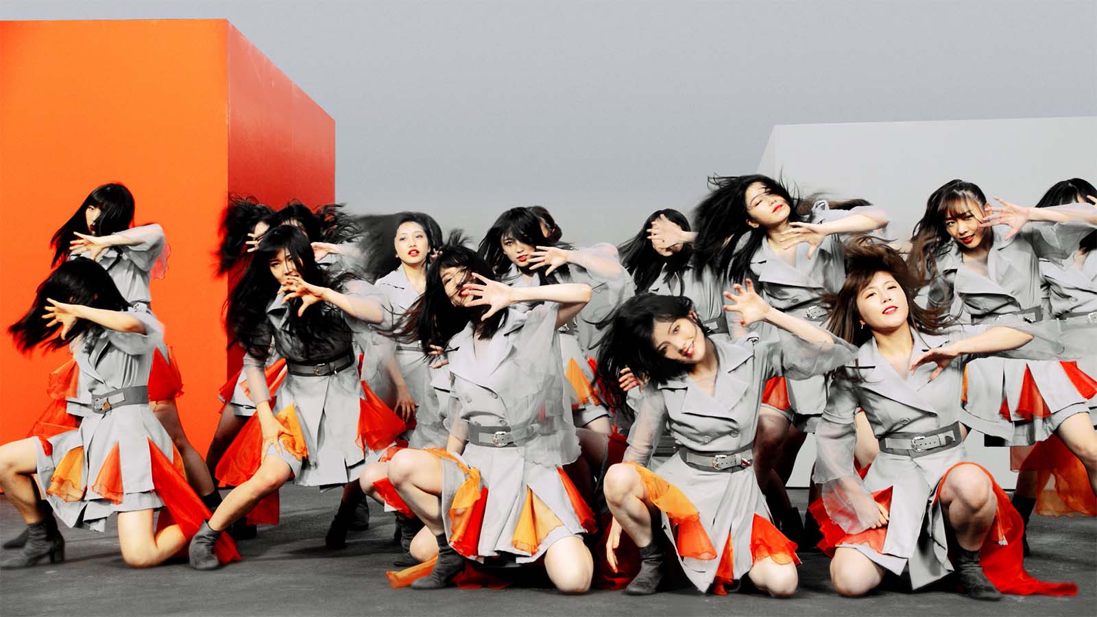 AKB48「NO WAY MAN」MVより（C）AKS／キングレコード