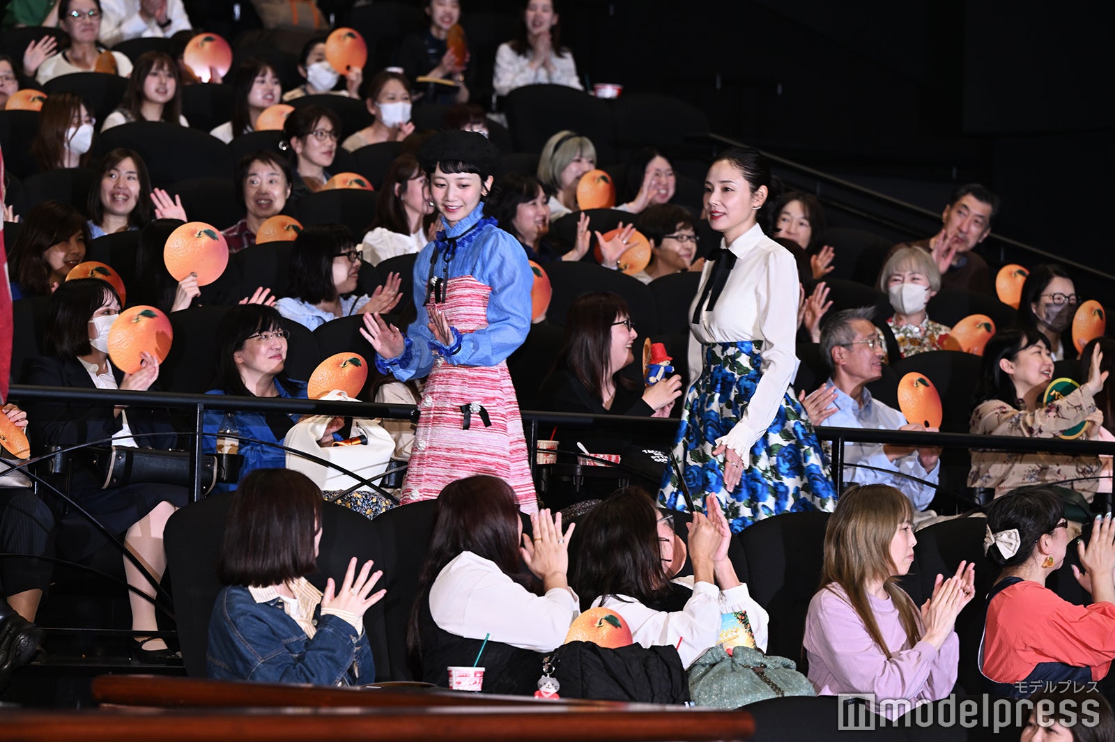 三戸なつめ、吉田羊（C）モデルプレス