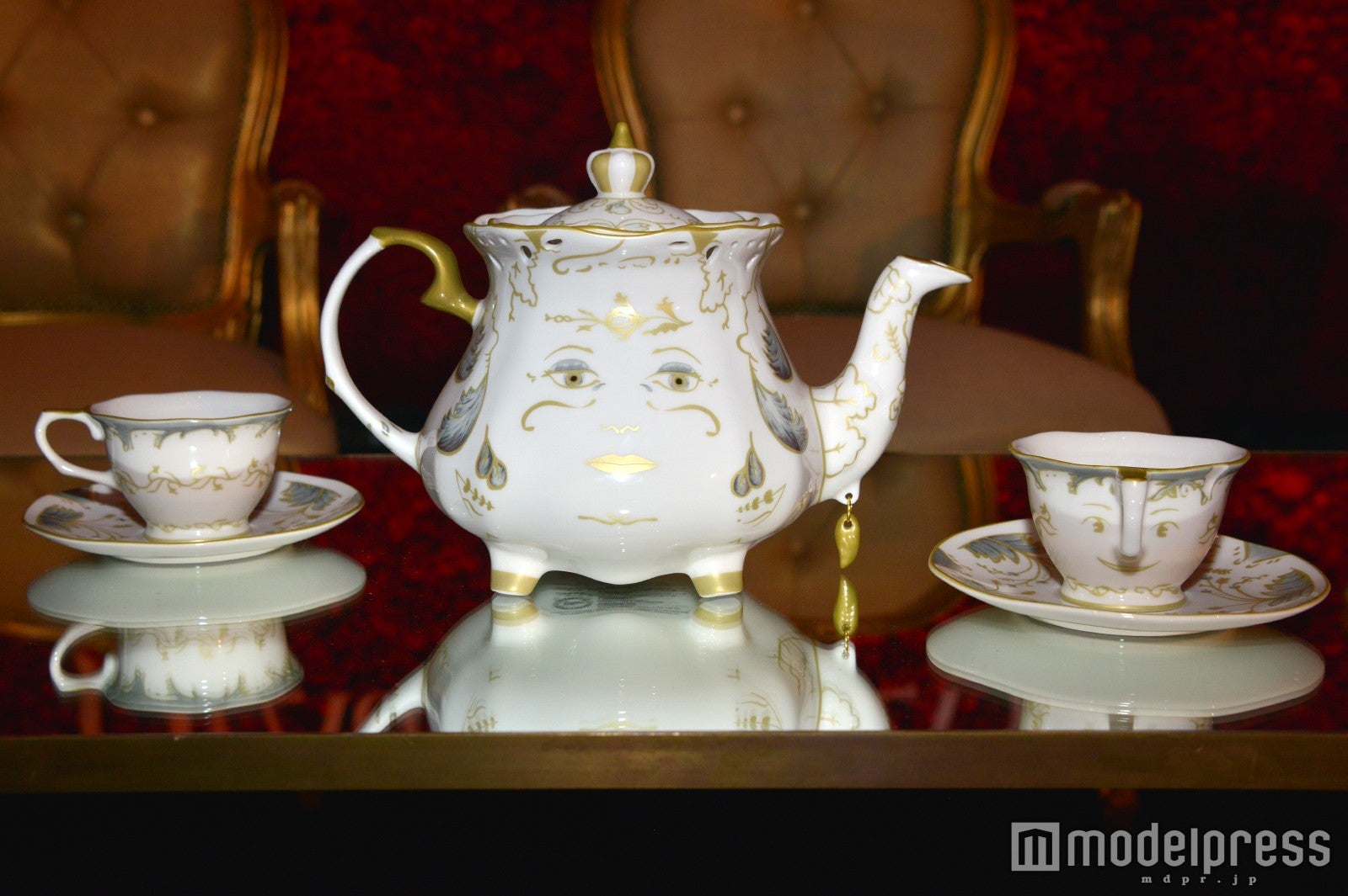 （C）モデルプレス