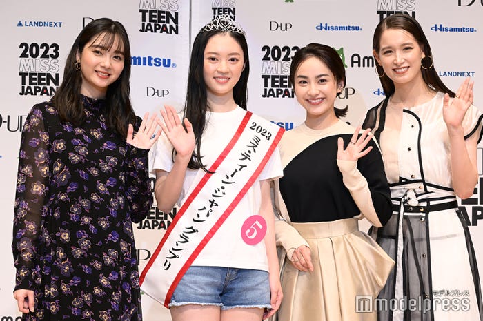 新川優愛、辻村心響さん、平祐奈、トラウデン直美 (C)モデルプレス