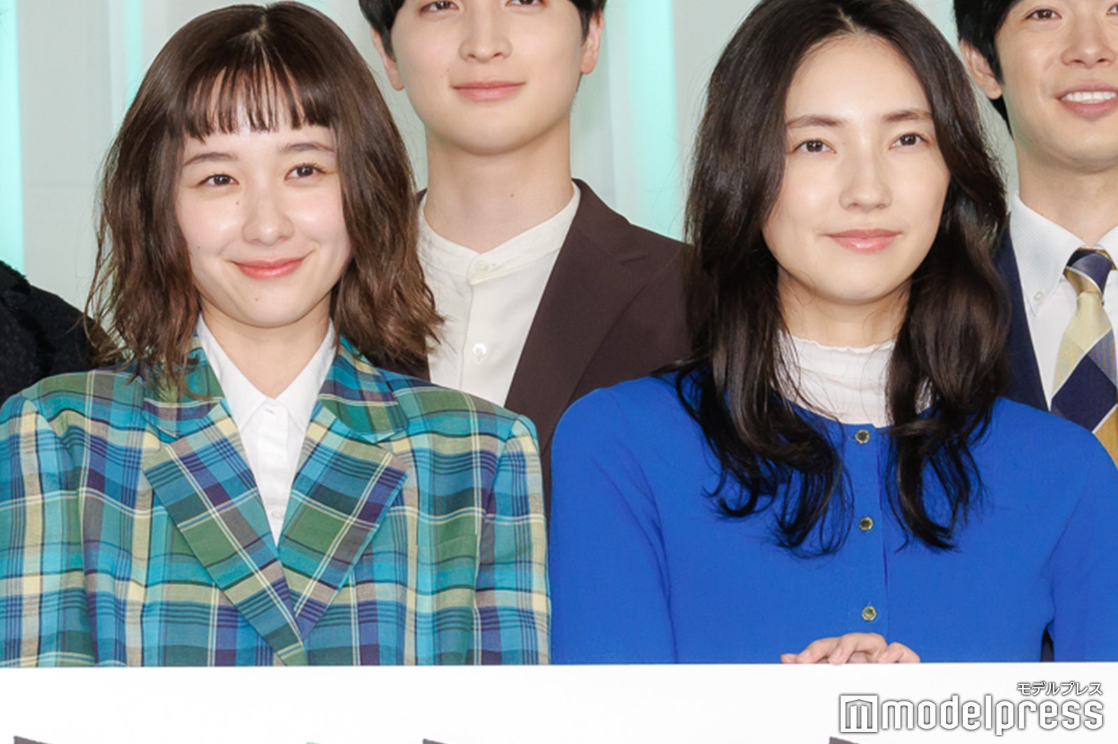 堀田真由、仁村紗和（C）モデルプレス