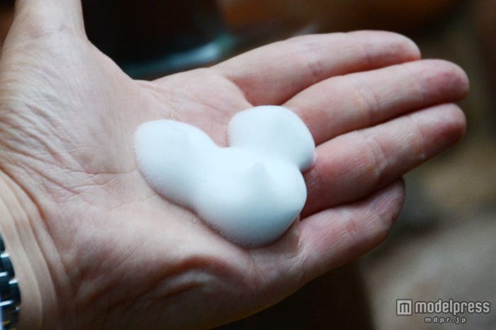 ミッキーの形の泡