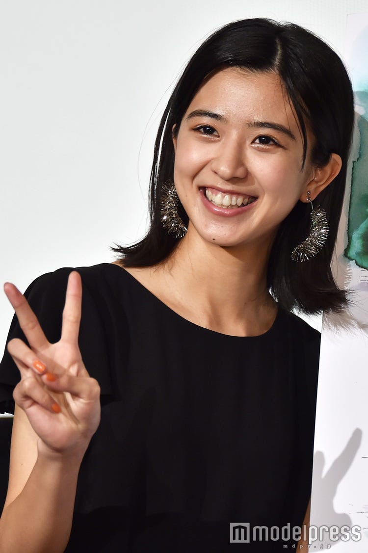 女優 黒島 結 菜