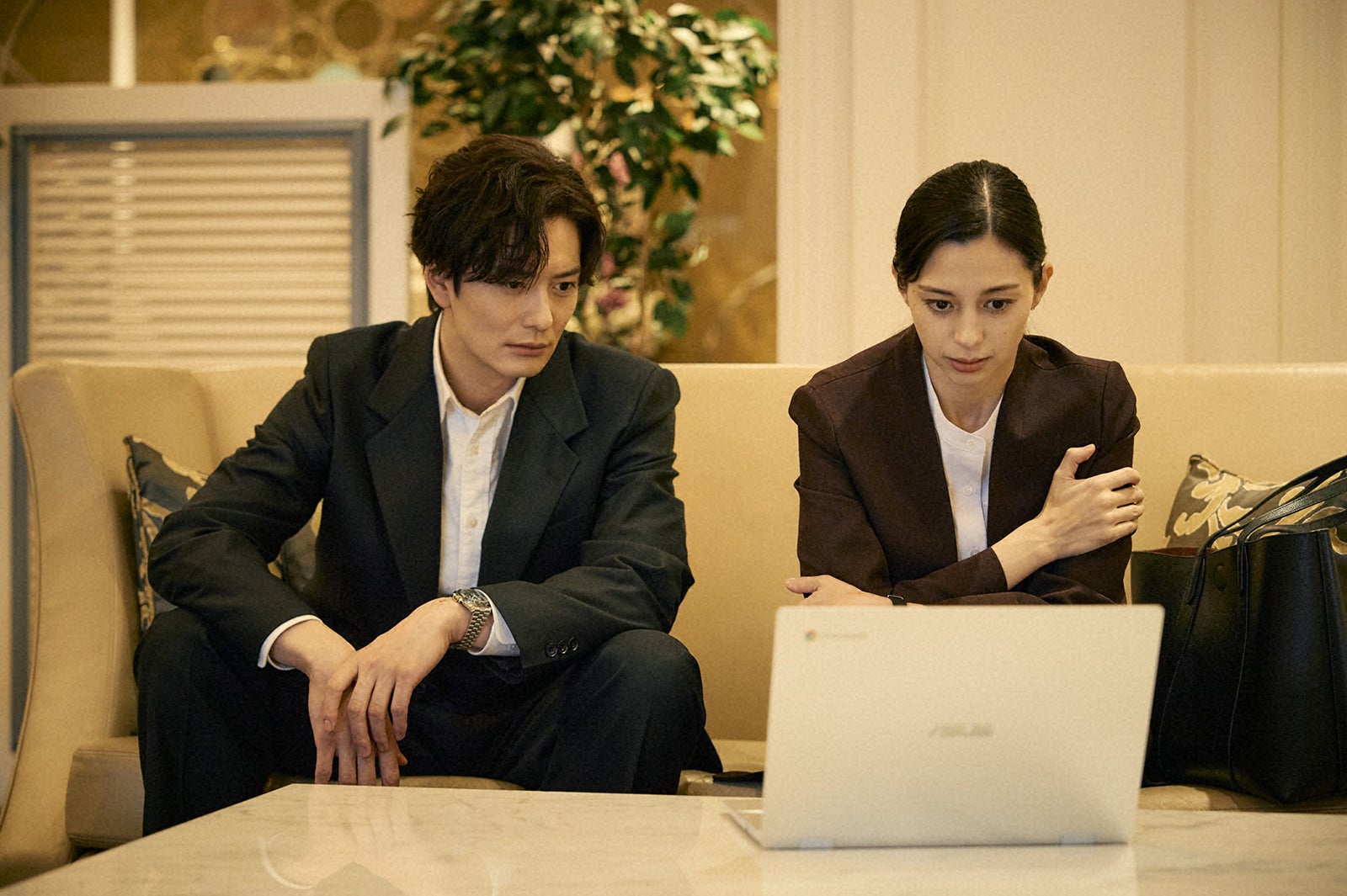 岡田将生、中条あやみ「田鎖ブラザーズ」第2話（C）TBSスパークル／TBS