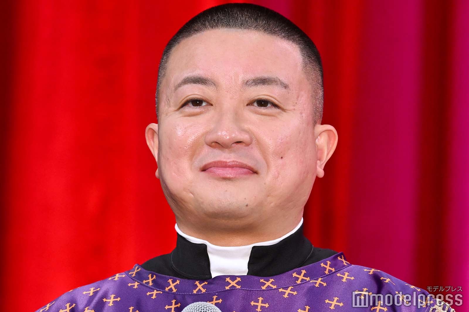 チョコプラ松尾、人気芸人のキスを目撃「吉本の事務所の近くで…」
