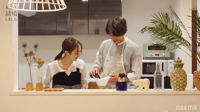 堀田茜、白洲迅(C)AbemaTV, Inc.