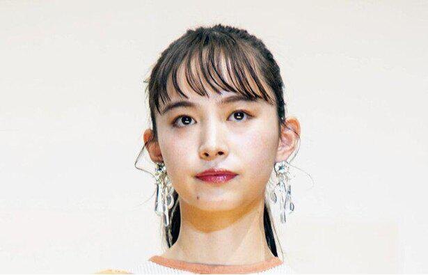 井桁弘恵 白肌ボディ あらわ 背中ざっくりミニワンピ姿に反響 色気あるのに可愛いって最強 透明感すごい モデルプレス 井桁弘恵 白肌ボディ あらわ 背中ざっくりミニワンピ姿に反響 色気あるのに可愛いって最強 透明感すごい モデルプレス