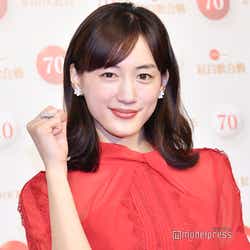 モデルプレス - 綾瀬はるか、4年ぶり「紅白歌合戦」紅組司会に向けて決意語る「色々なことがあると思いますが…」