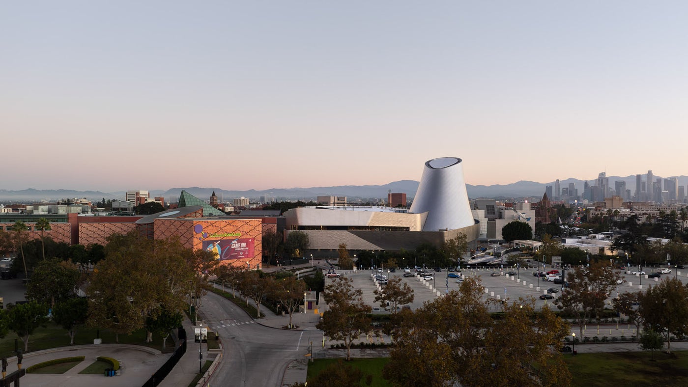 サミュエル・オシン航空宇宙センター（C）MikeKelley
