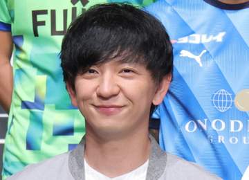 菅だけじゃなく尾形もセミロング！パンサー衝撃の「爆イケ」時代に反響 「バンドマンかと」「ガラケーの待ち受けでした」