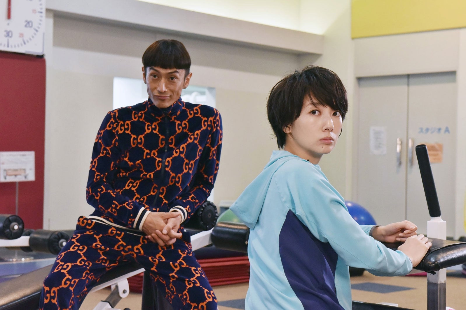 伊勢谷友介・波瑠／「サバイバル・ウェディング」第5話より（C）日本テレビ