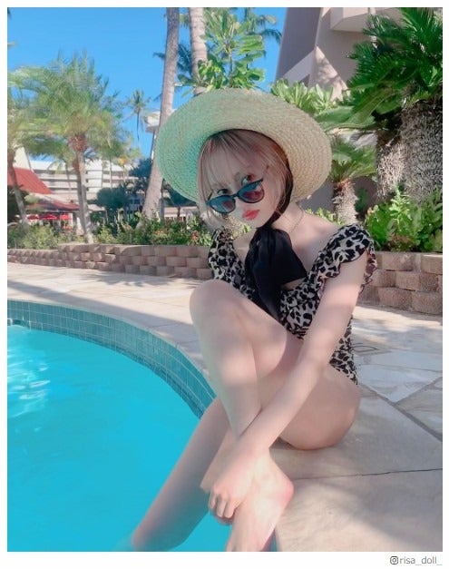 中村里砂、ハワイでお洒落すぎる水着姿「可愛いの極み」「透明感凄い」と反響