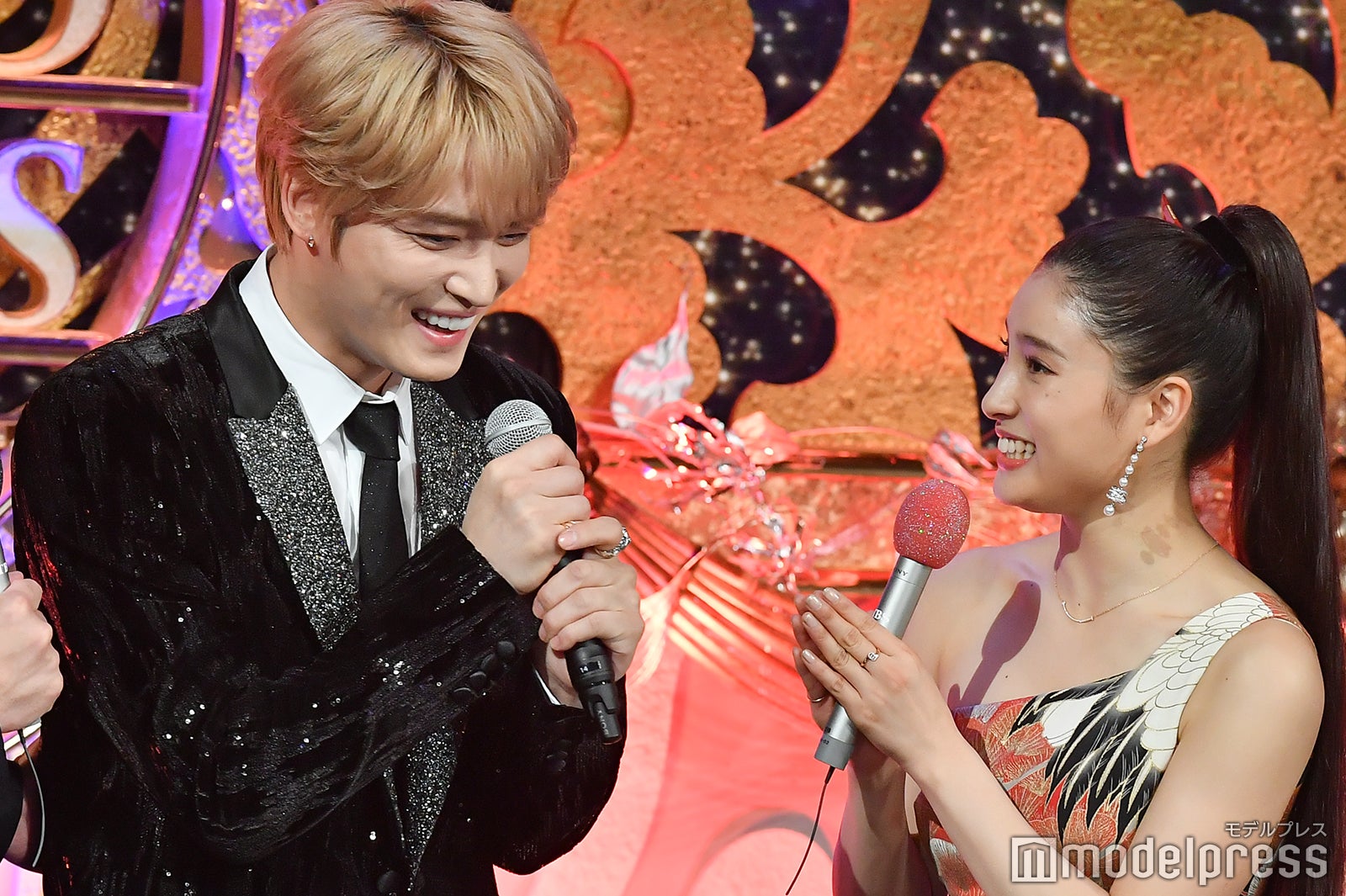 ジェジュン、土屋太鳳 （C）モデルプレス