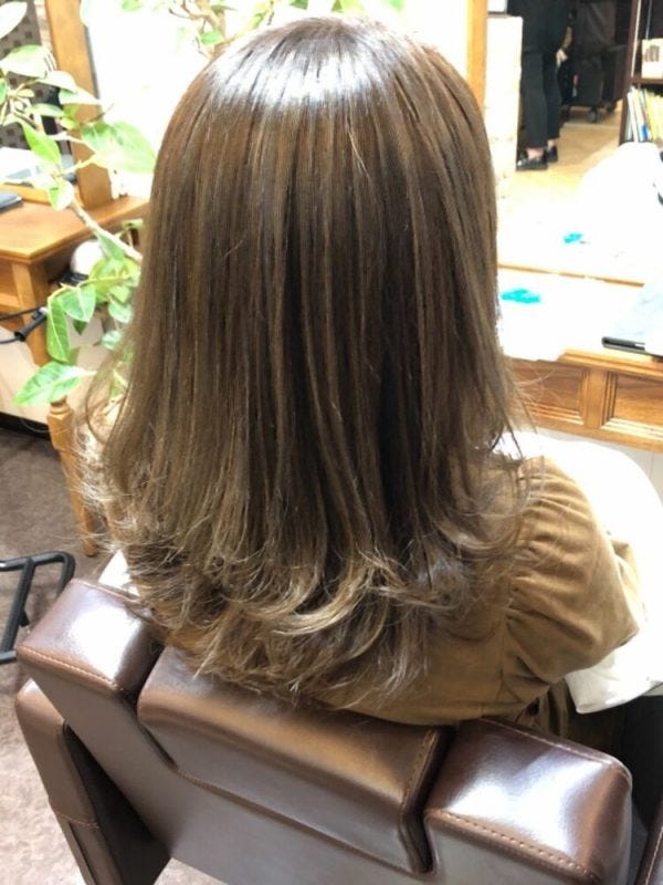 画像11 11 40代女性に似合う アッシュ系 人気カラー10選 白髪が目立たない髪色って モデルプレス