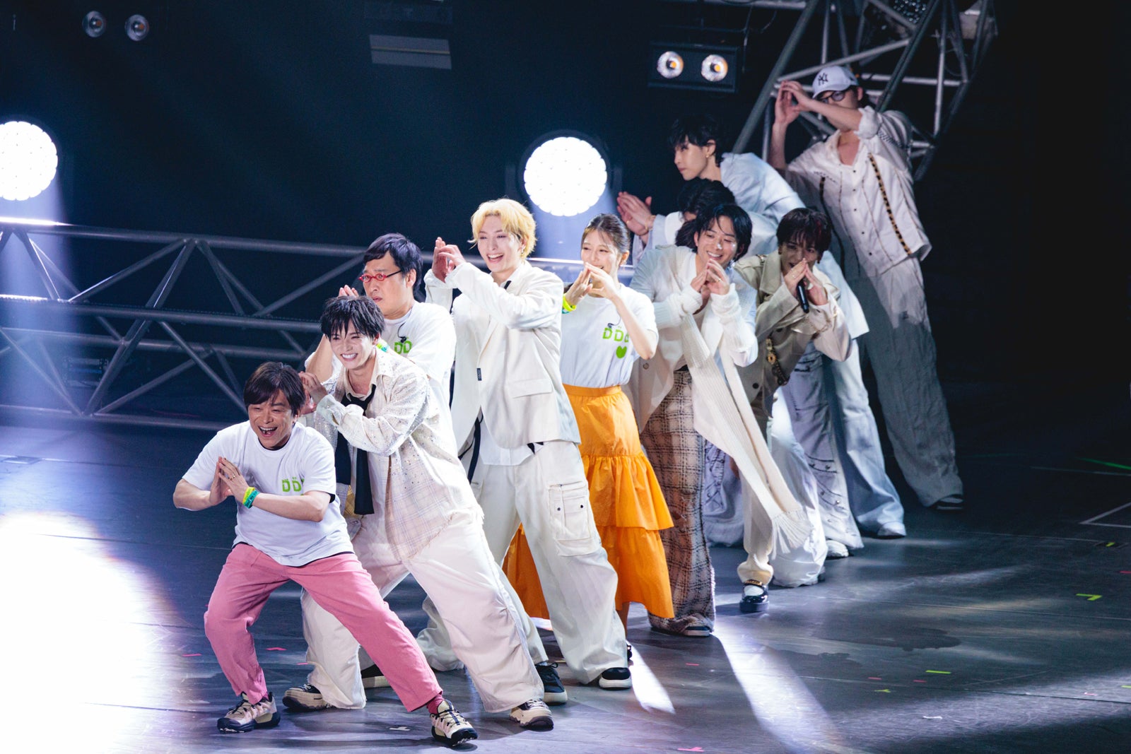 FANTASTICS（C）ハタサトシ／高田梓／ヨシモリユウナ