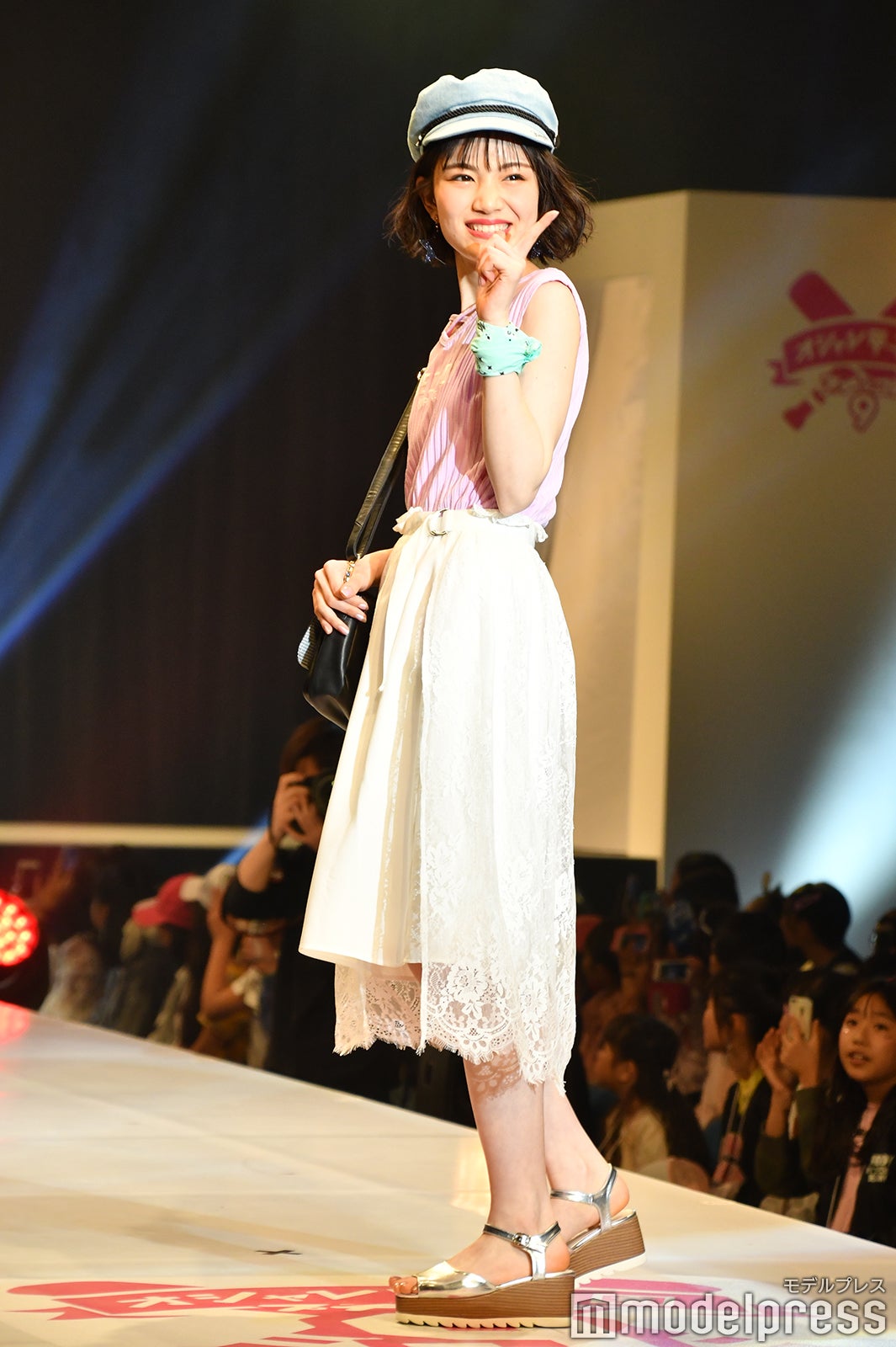 （C）モデルプレス