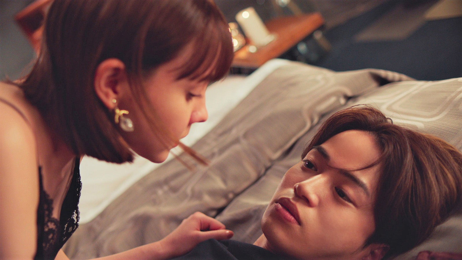 ＜ウソ婚 第7話＞匠、八重と一夜過ごし急接近？レミの部屋では迫られる