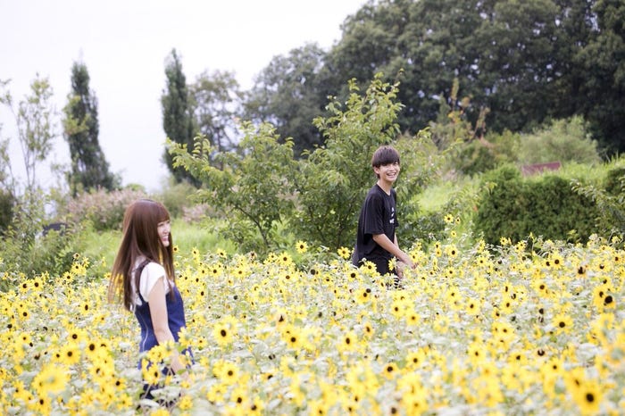 生見愛瑠、高橋文哉(提供写真)