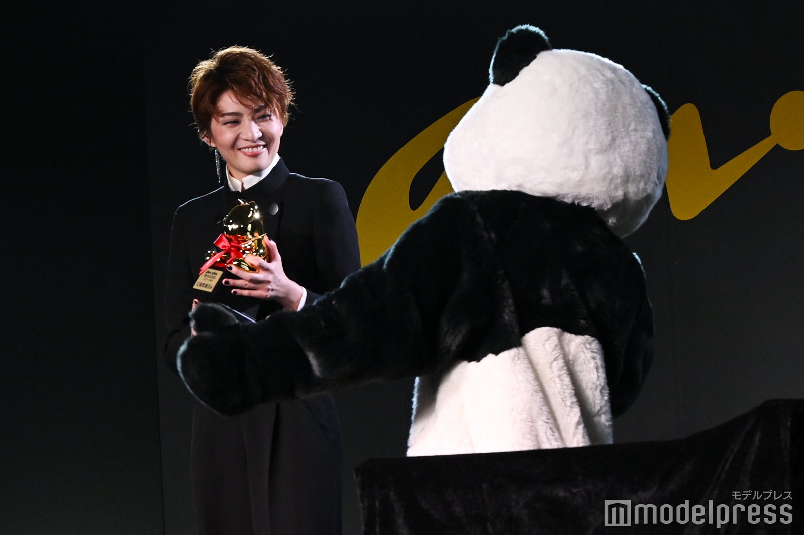 鳳月杏（C）モデルプレス