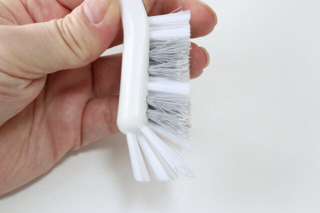 バス用排水口ブラシ　形状