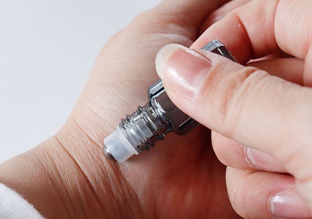 セリア　ガラスローラーボトル